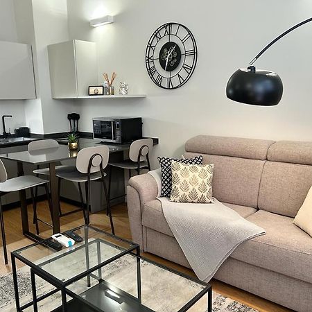 "Mel'S House" - Duomo District - Milano Centro - Universita المظهر الخارجي الصورة