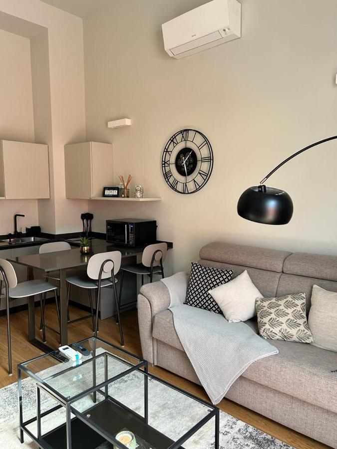 "Mel'S House" - Duomo District - Milano Centro - Universita المظهر الخارجي الصورة